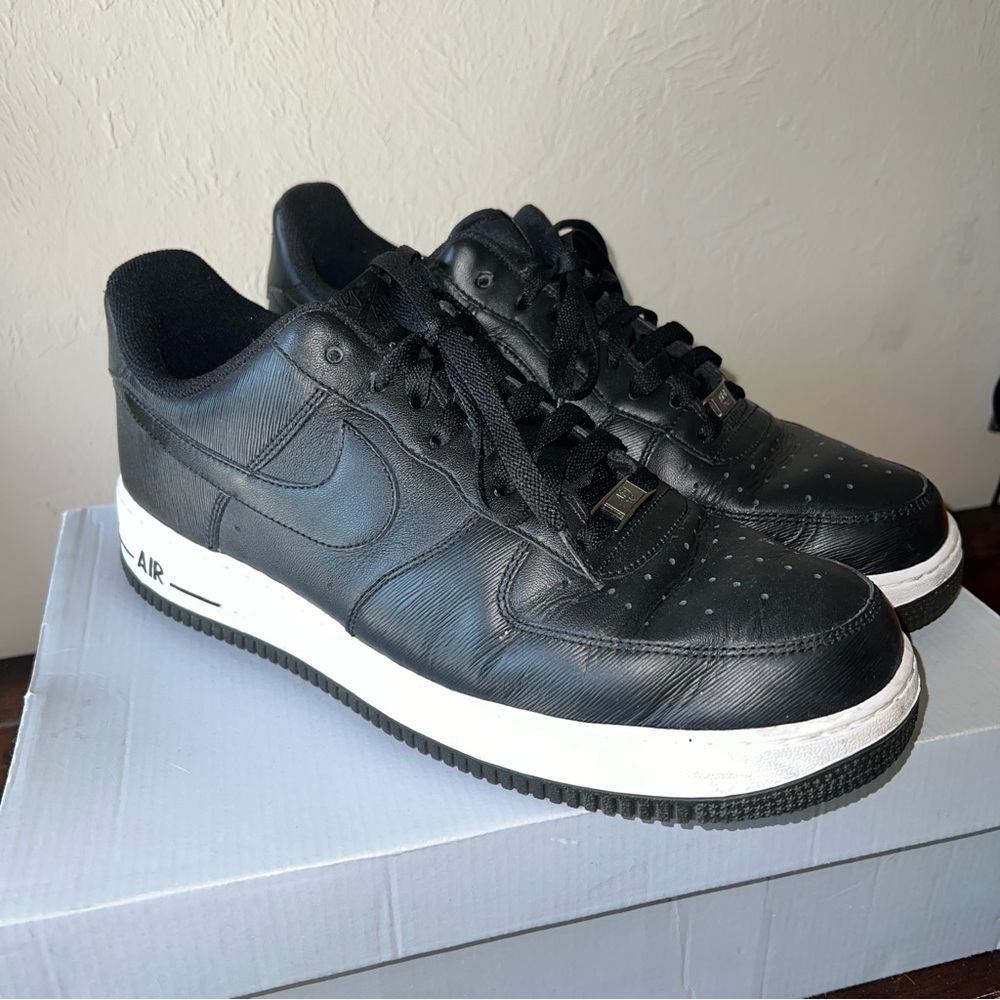 Nike Air Force 1 '07 Men sneaker 315122 036 Size 11 Black White 2010